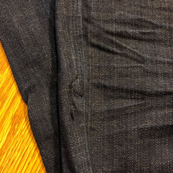 Express Zelda Skinny Dark Wash Jeans - Size 6S - Picture 5 of 5